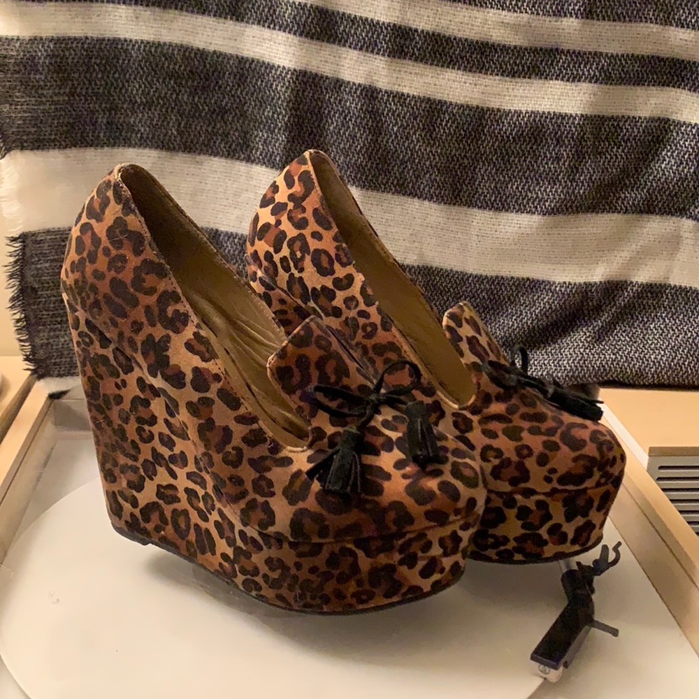 Leopard Wedge